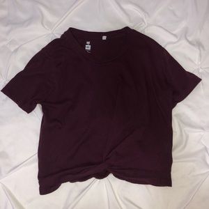 maroon cropped twist tee